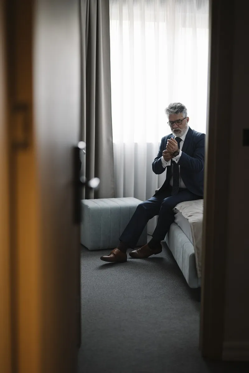 Before the Doorbell Rings: The Preparation Hour That Defines Every Encounter